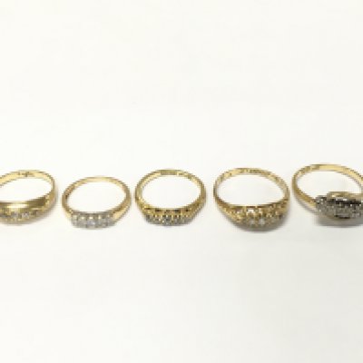 Five 18ct gold diamond five stone rings. Sizes I 1/2 J 1/2 K O R approximately 13.5g