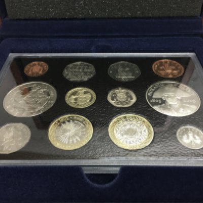 A royal mint 2005 proof coin set.