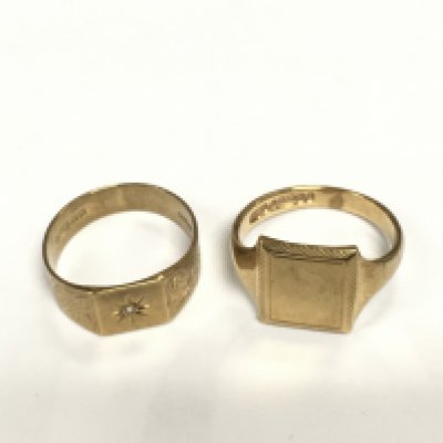 Two gents 9ct gold rings, one set with a chip diamond, approx total weight 8.2g and approx size P-Q and R. Shipping category A.