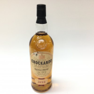 A Knockando 1979 single malt bottle of whisky. Sealed 1 litre.
