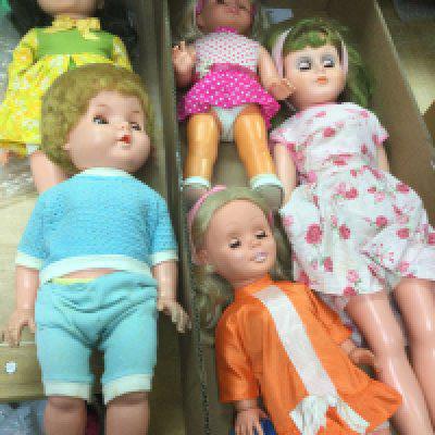 A box of five vintage dolls. Shipping category C.
