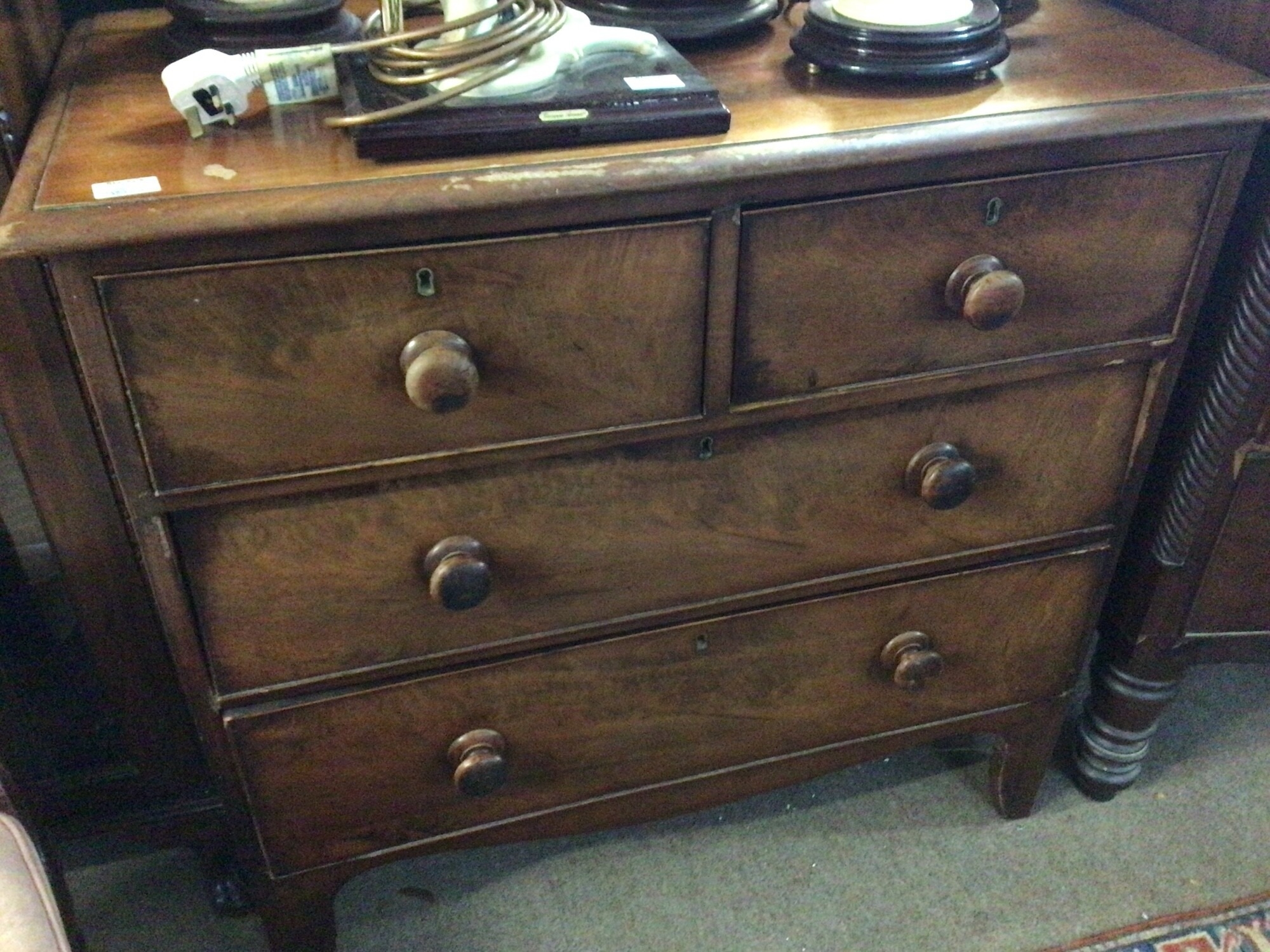 A good size late Victorian Mahogany chest of drawers with two short and two long drawers on bracket feet. Length 93cm TO BE SOLD WITHOUT RESERVE