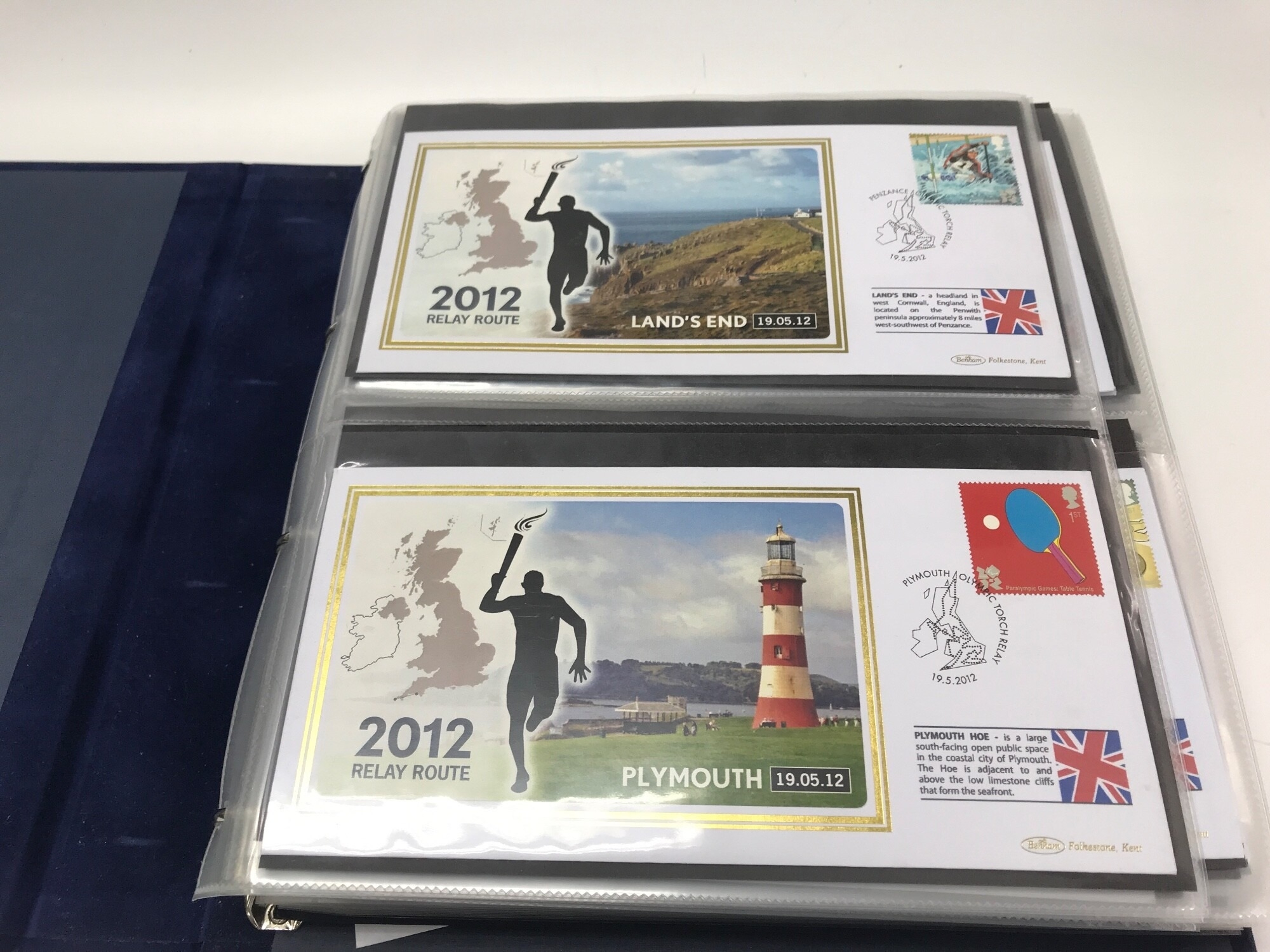 A collection of 9 assorted stamp albums