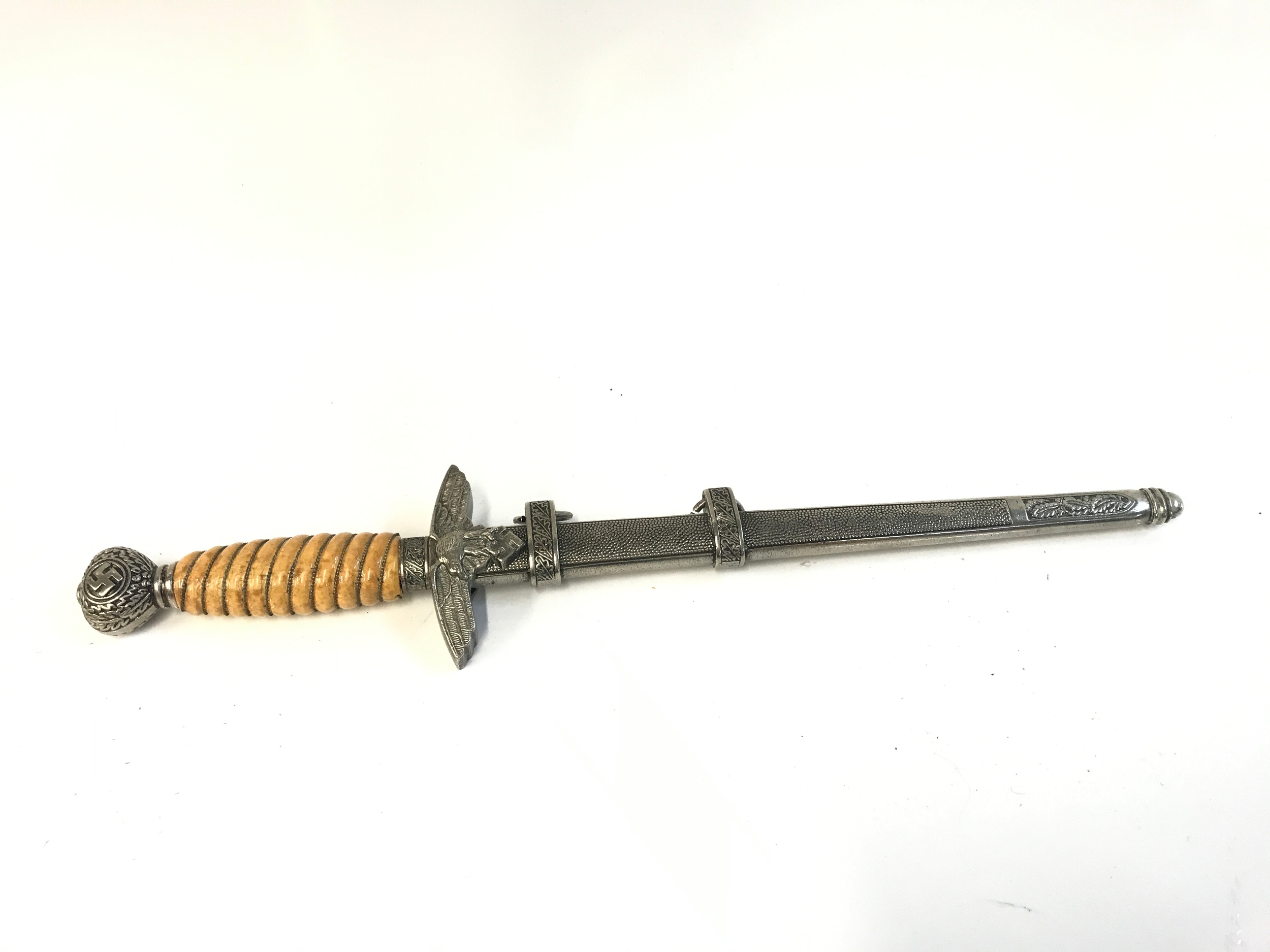 A replica German WW2 Luftwaffe Officer's Dress dagger, 38cm long. No reserve 