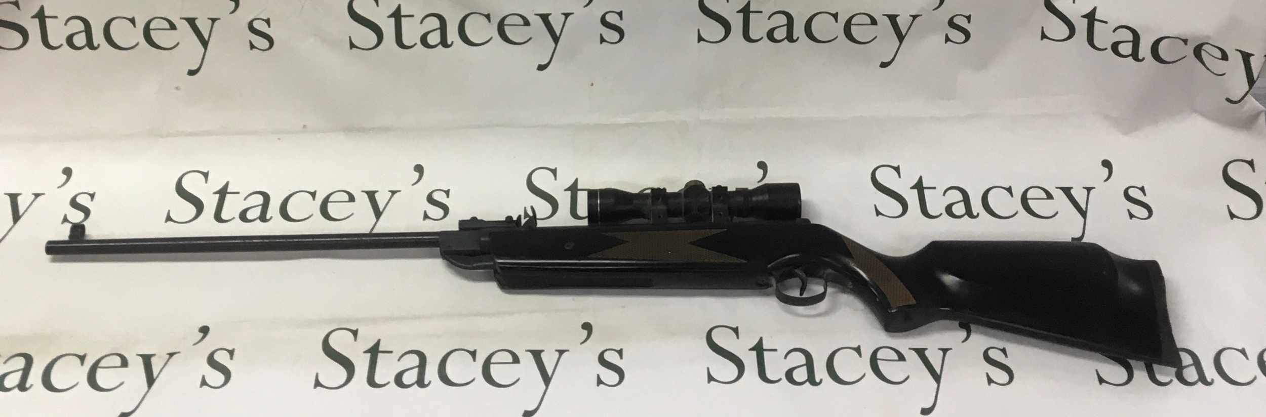 Webley and Scott Vulcan( mk 1/ mk 2) break-barrel spring-powered air rifle.