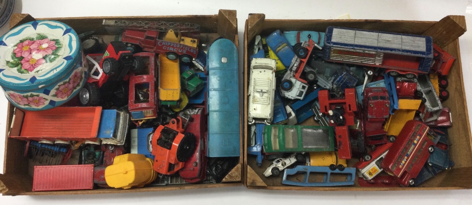 Two boxes of play worn dink and other die cast miniature train set. NO RESERVE