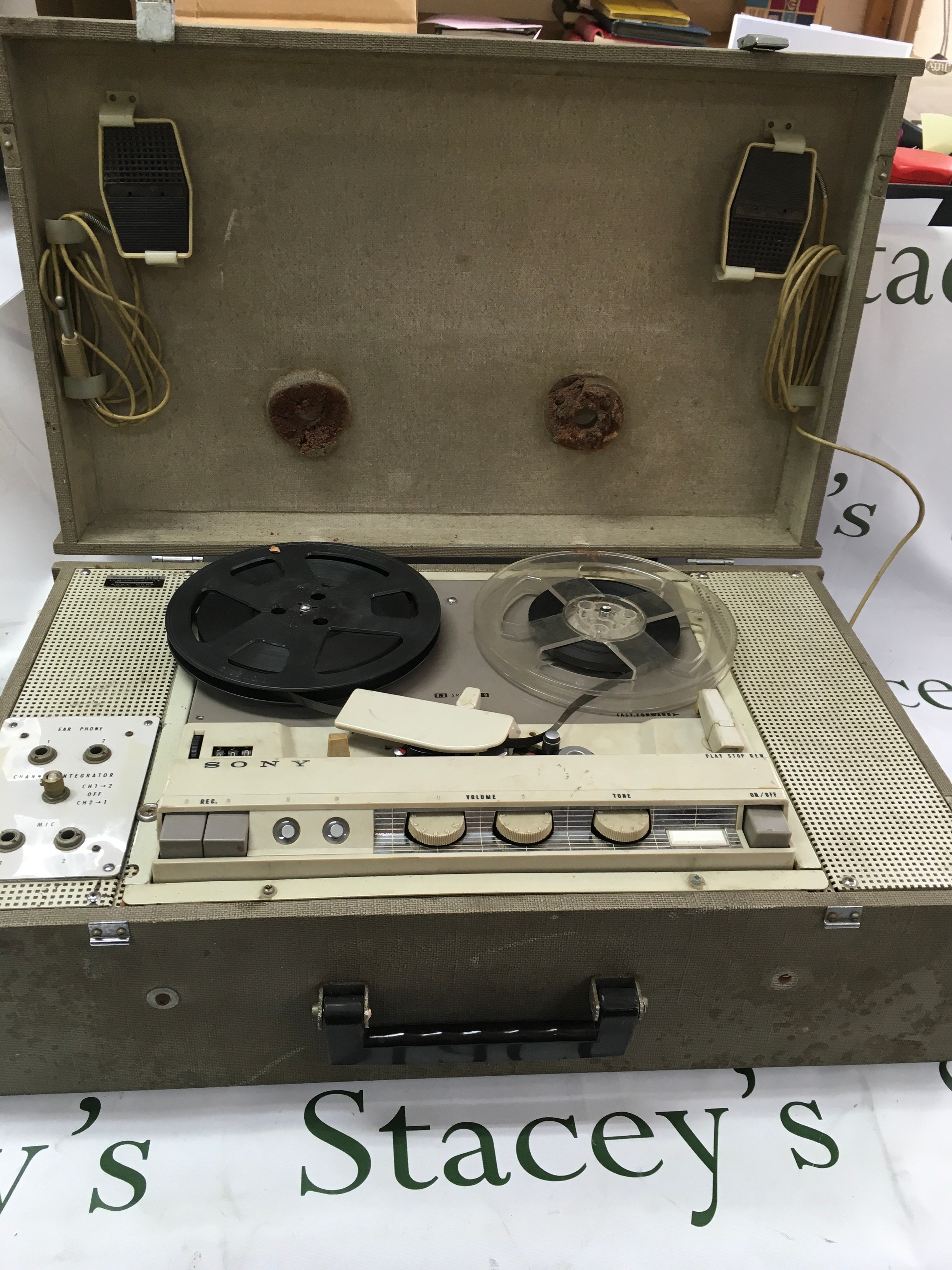 A vintage Sony  464-CS Tapecorder. Reel-to-reel tape recorder system. 