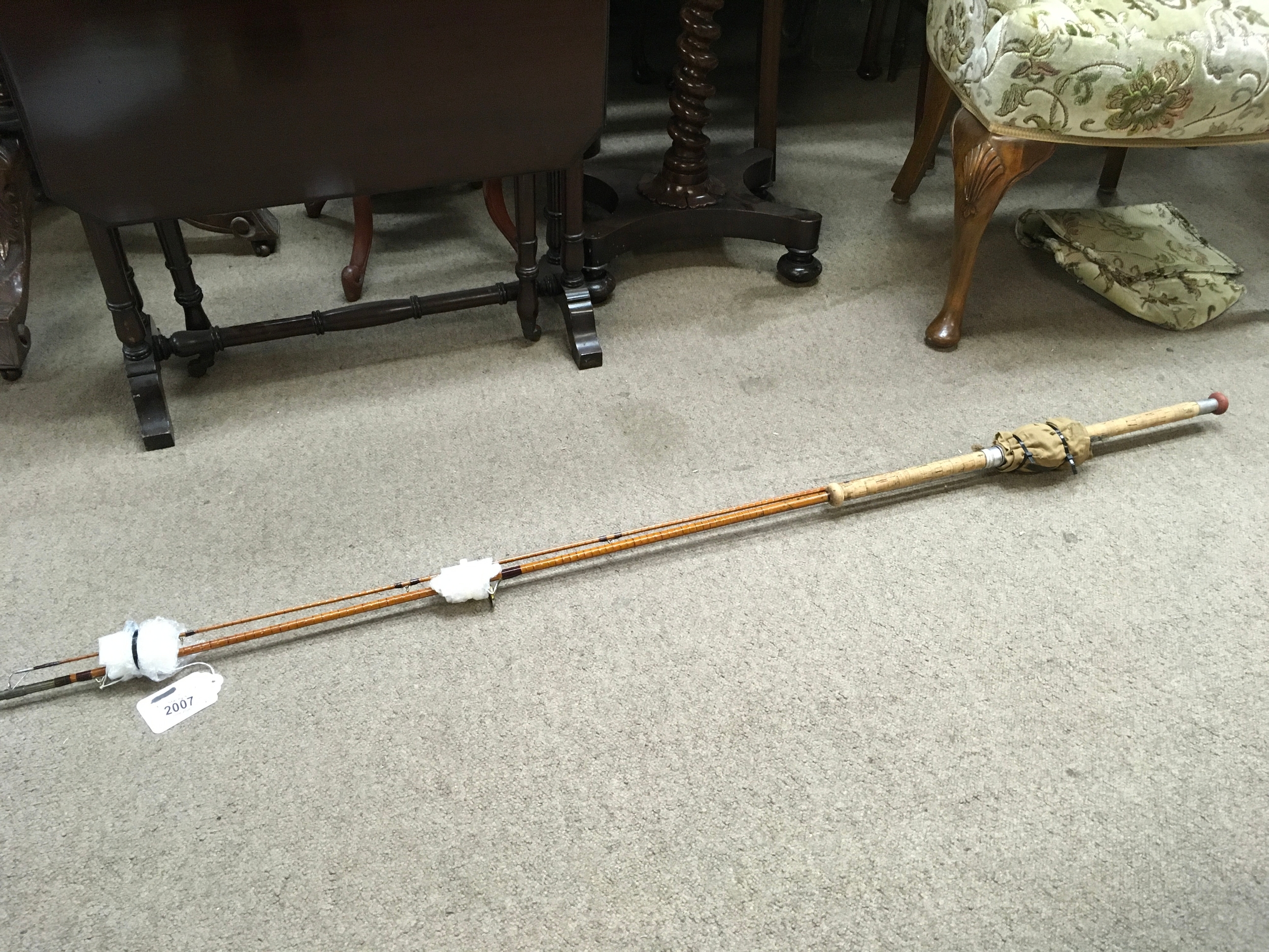 Richard Walker MKIV 10ft 2 piece split cane avon, with original bag. Very good condition . No reserve