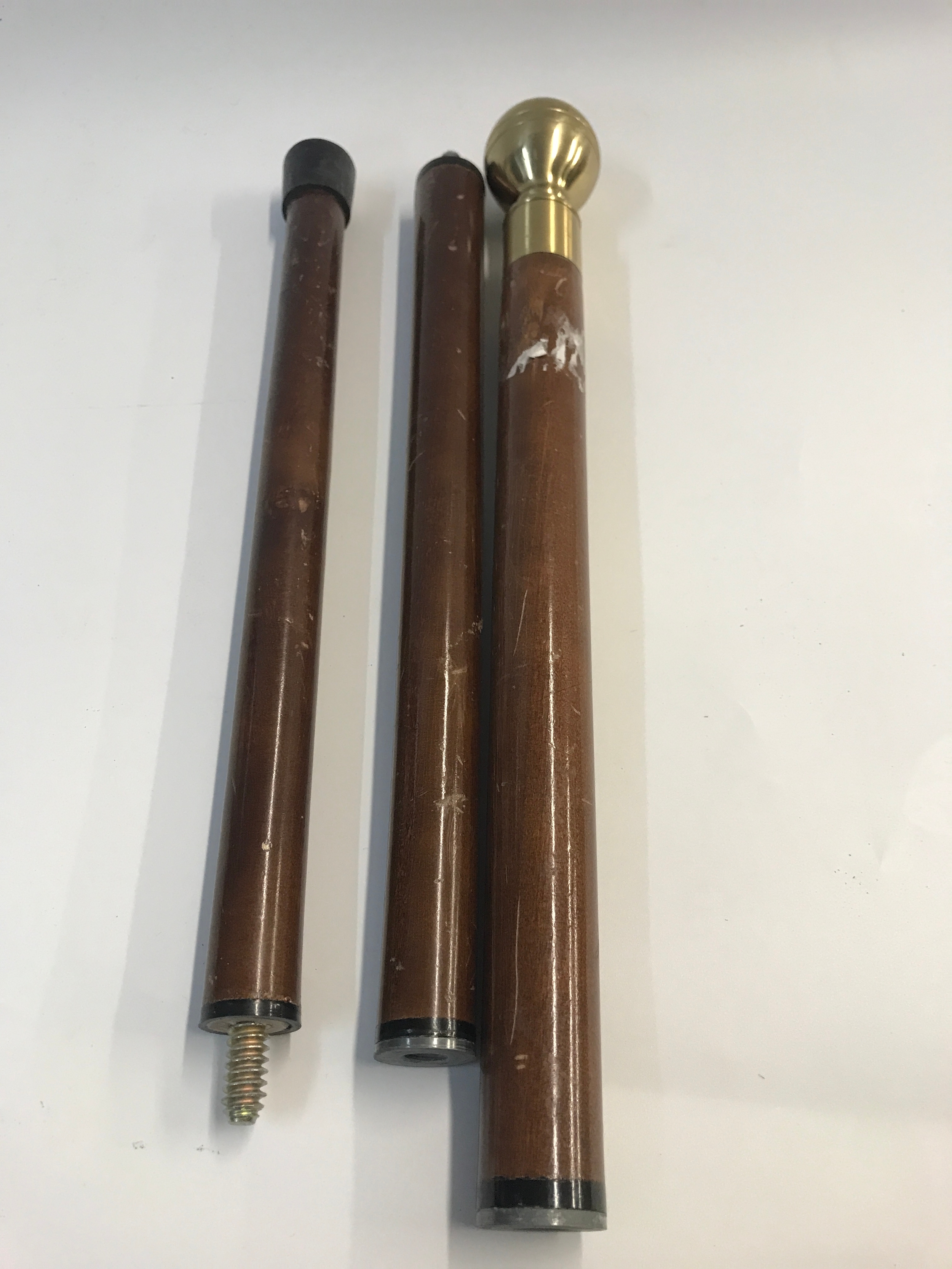 Detachable walking cane length : 88cm