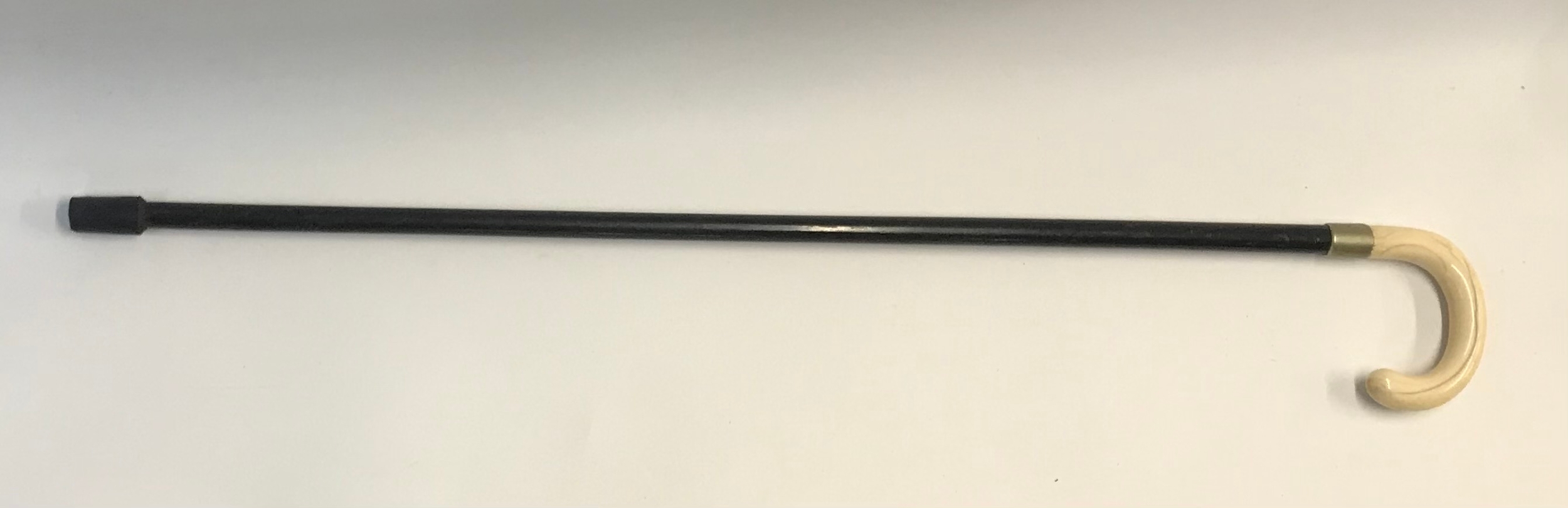 Classic crook handle walking cane 