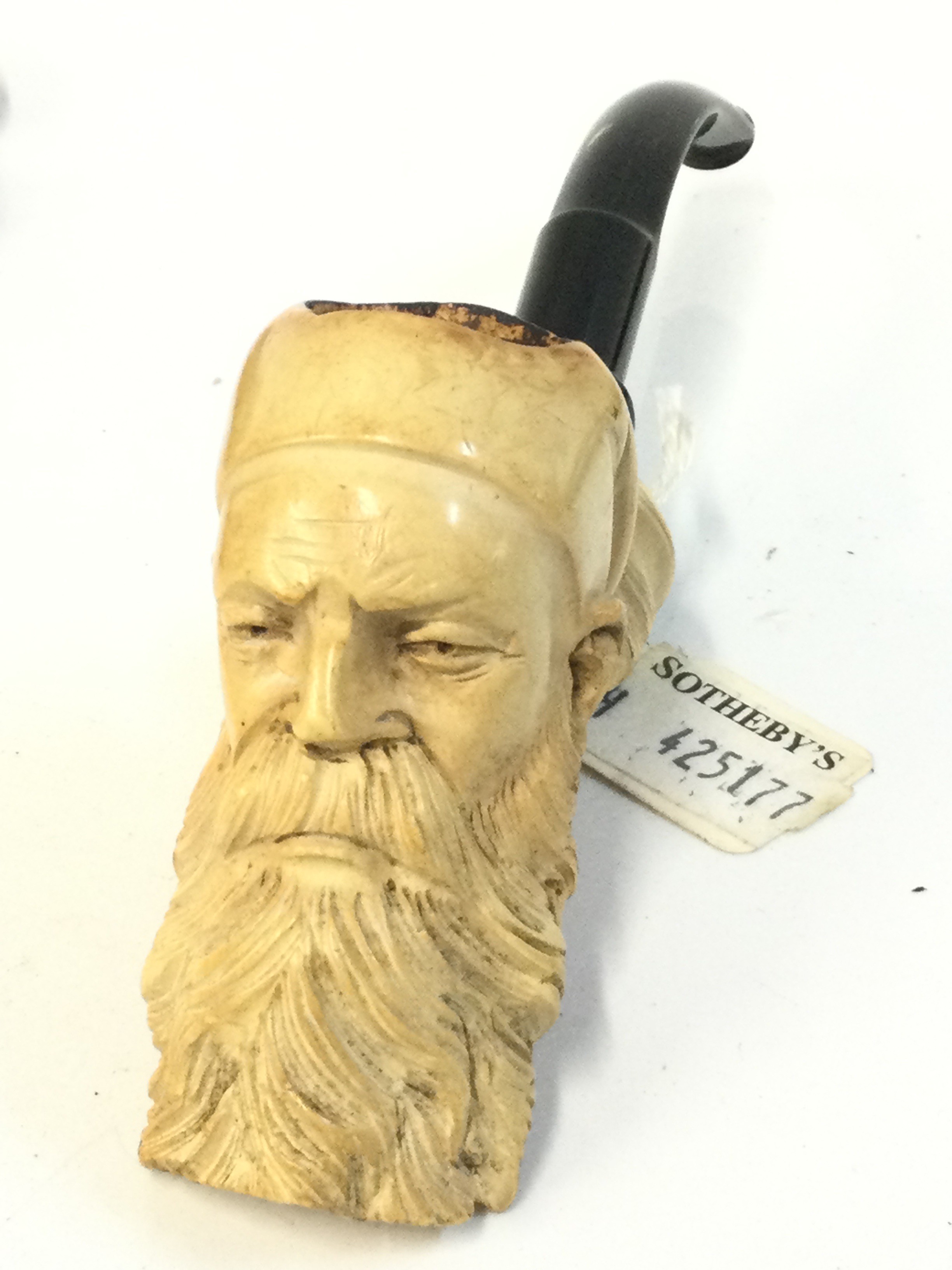 A Meerschaum Tobacco pipe of a Arabic gentleman, 19.5cm long