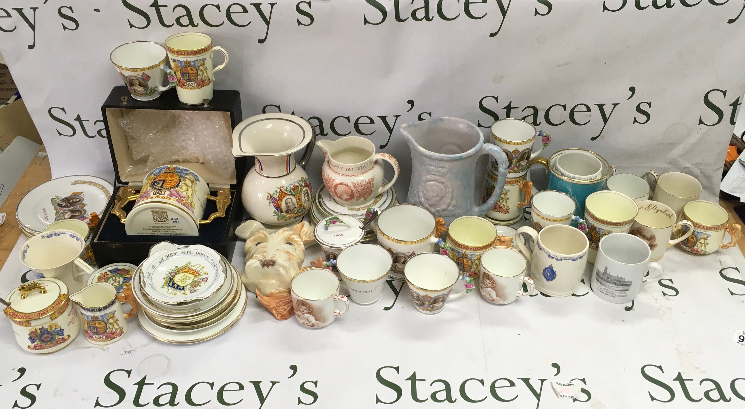 A collection of royal commemorative ceramics and chinaware.
