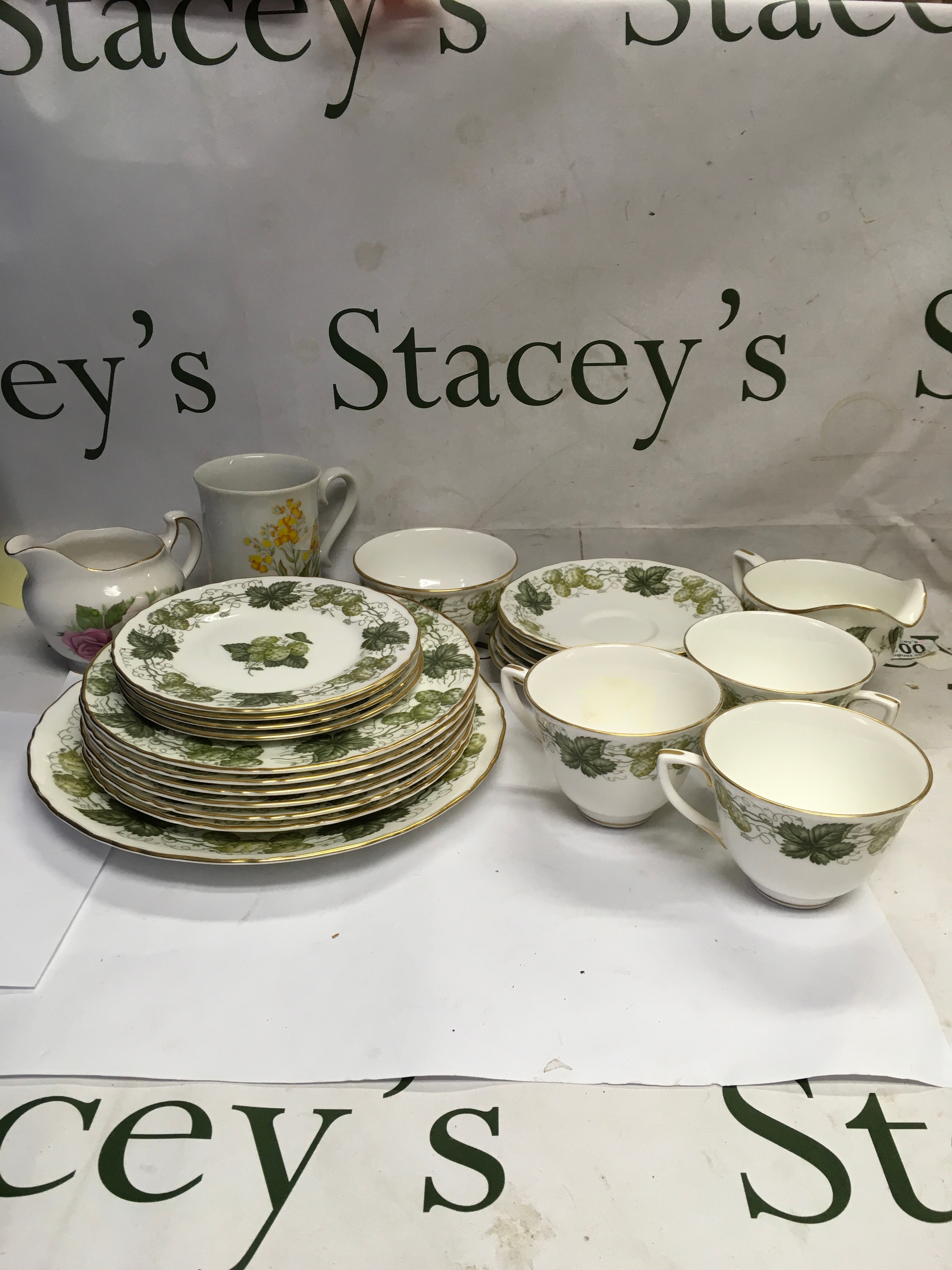 A collection of Royal Worcester ceramic tableware 