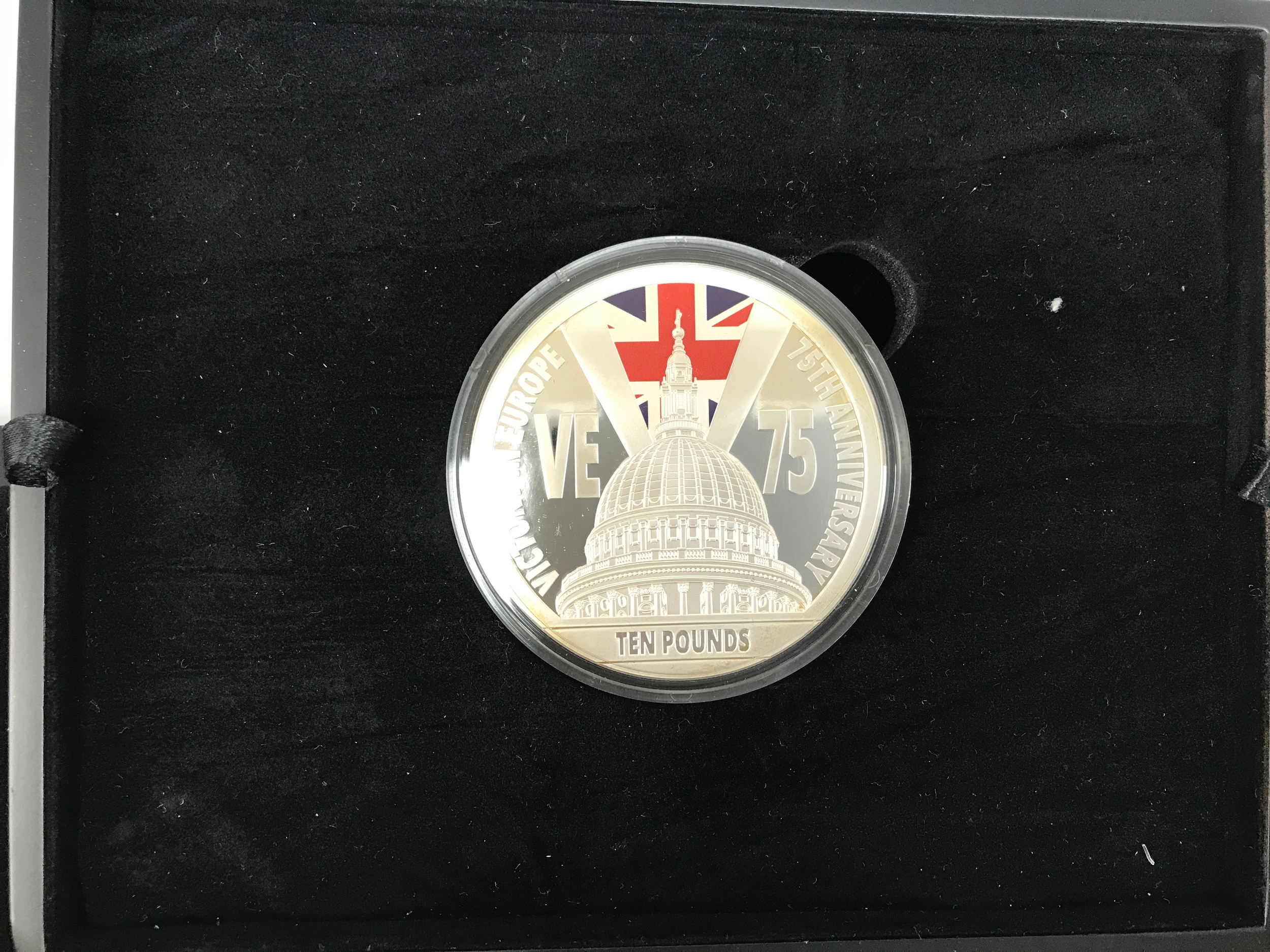 5oz silver VE Day coin. 