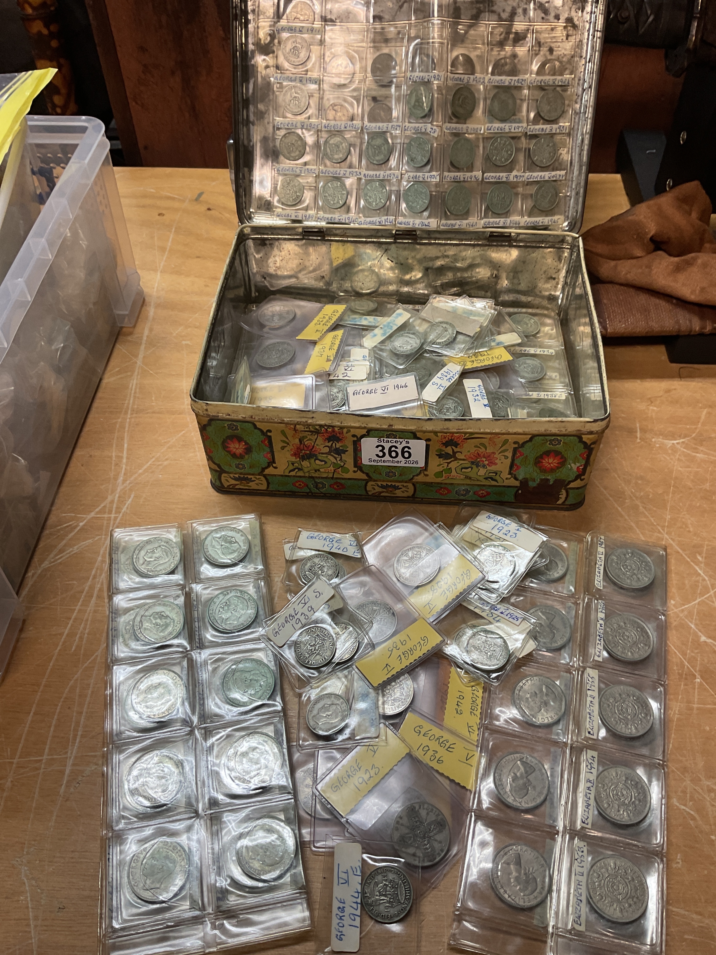 Qty mixed coins in plastic pre-47.