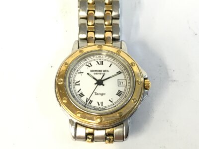 A Raymond Weil tango wristwatch.
Not seen running. NO RESERVE
