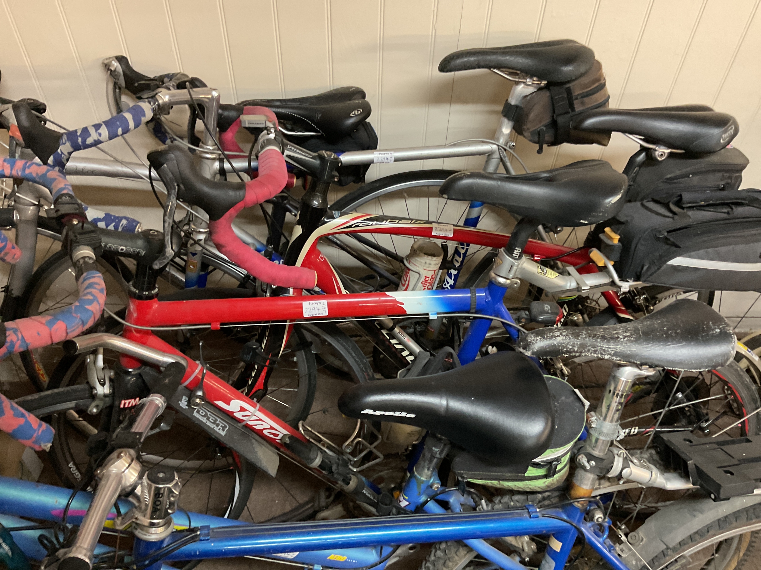Eight racing bikes to inc high grade examples,Rayleigh, Dawes, Zenith, Roubaix etc. NO RESERVE