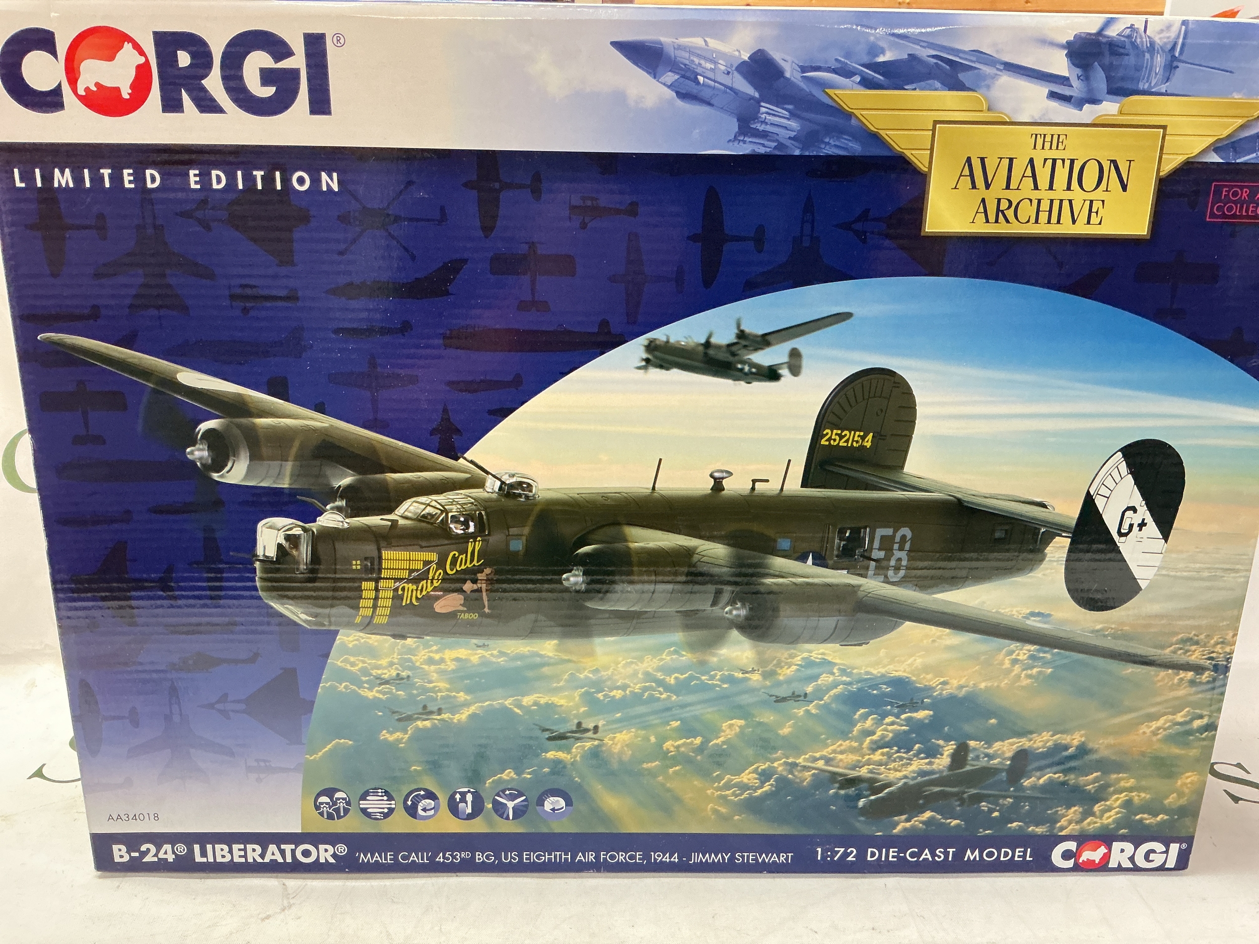 A Boxed Corgi Aviation Archive B-24 Liberator #AA34018 1/72 Scale.