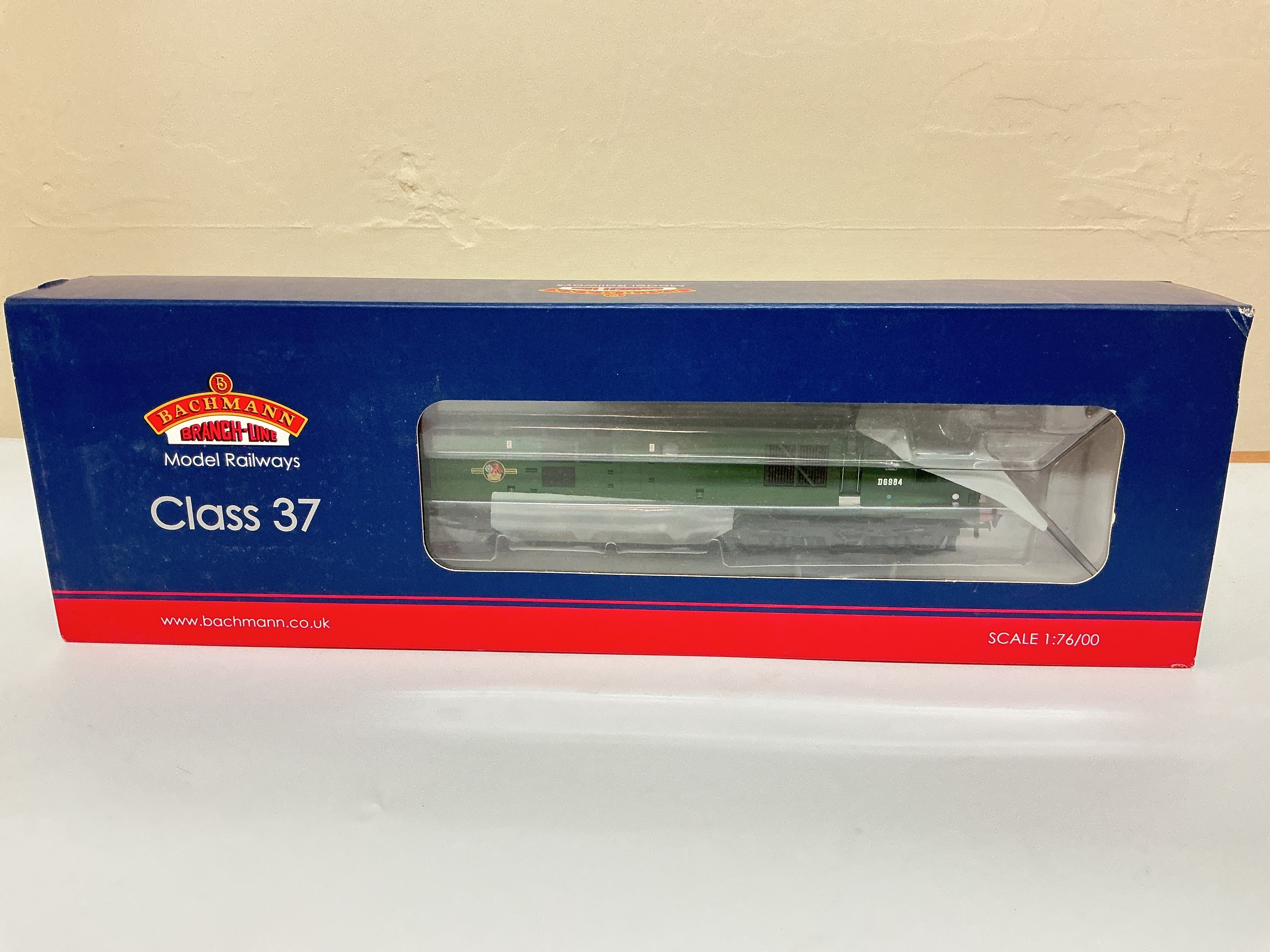 A Boxed Bachmann 00 Gauge Class 37/0Diesel #32-782A 
