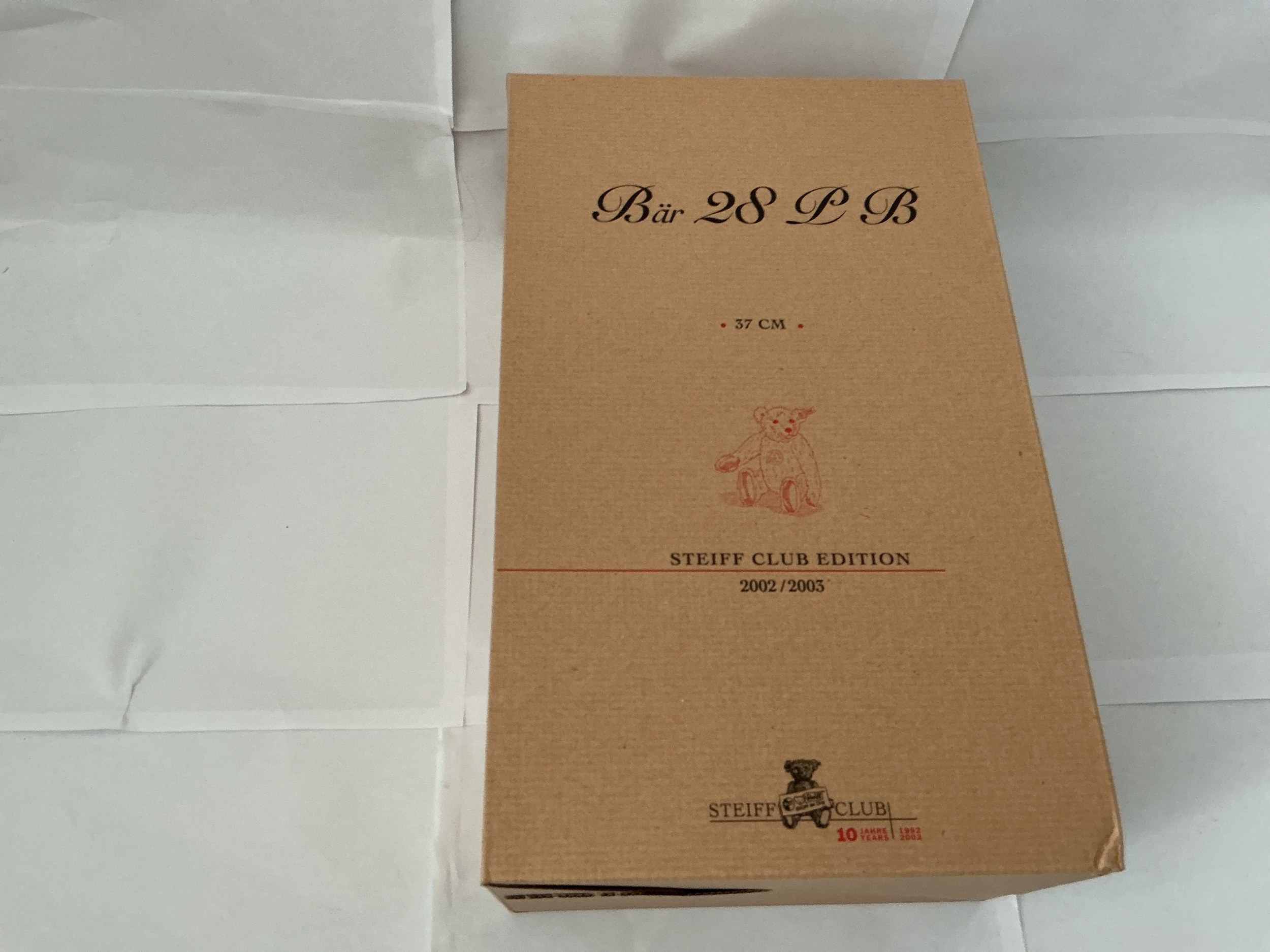 A Boxed Bear 28 LB Steiff Club Edition 2002/3 Steiff Teddy Bear. No Reserve.