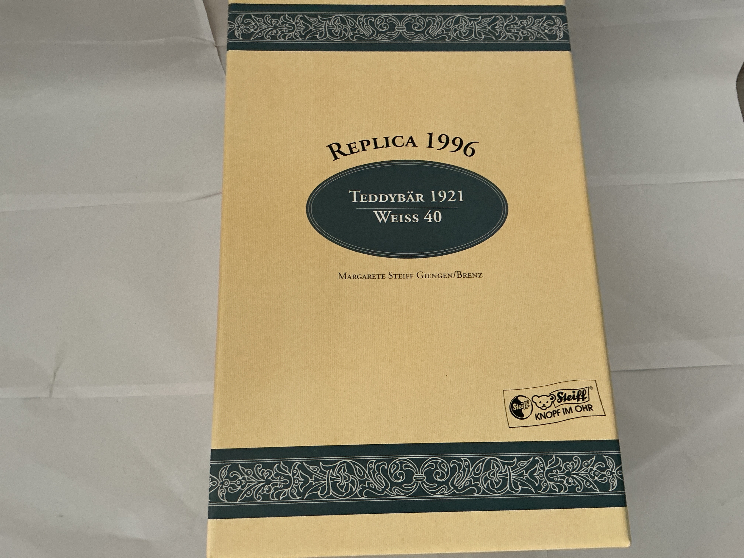 A Boxed 1996 Replica Of 1921 White 40 Steiff Teddy Bear. No Reserve. 