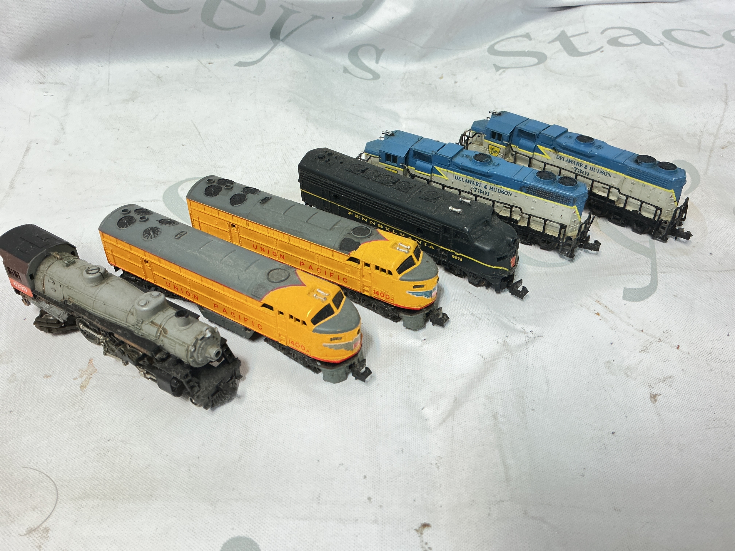 6 N Gauge Locomotives by Life-Like, Atlas, etc. No Reserve.