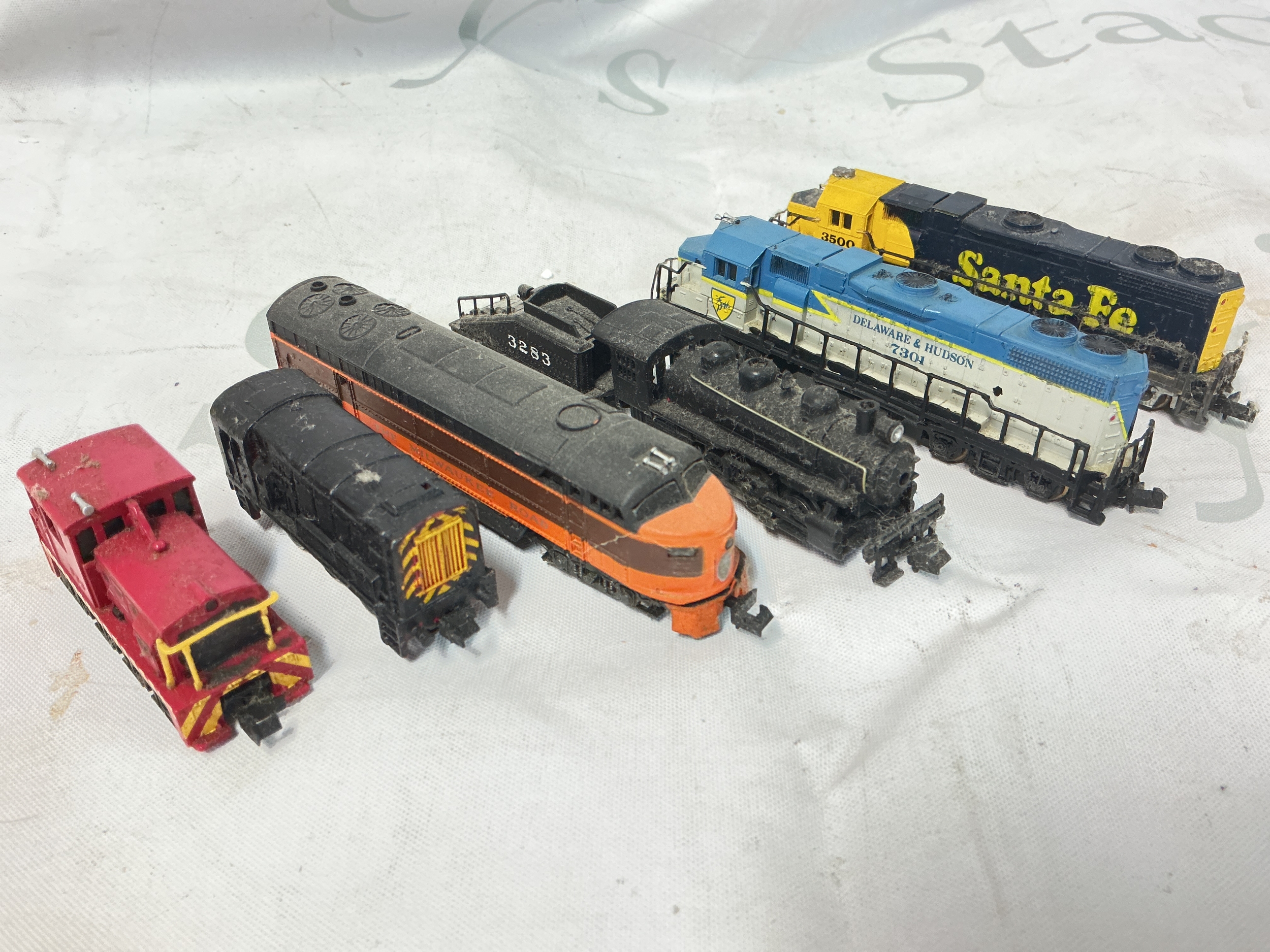 6 N Gauge Locomotives Including Bachmann, Atlas And Life-Like. No Reserve.