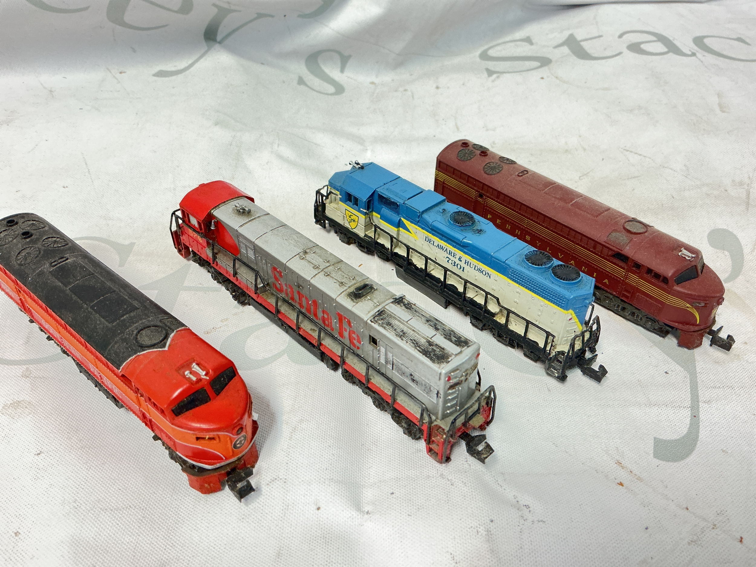4 N Gauge Locomotives Including Atlas, Trix And Life-Like. No Reserve.