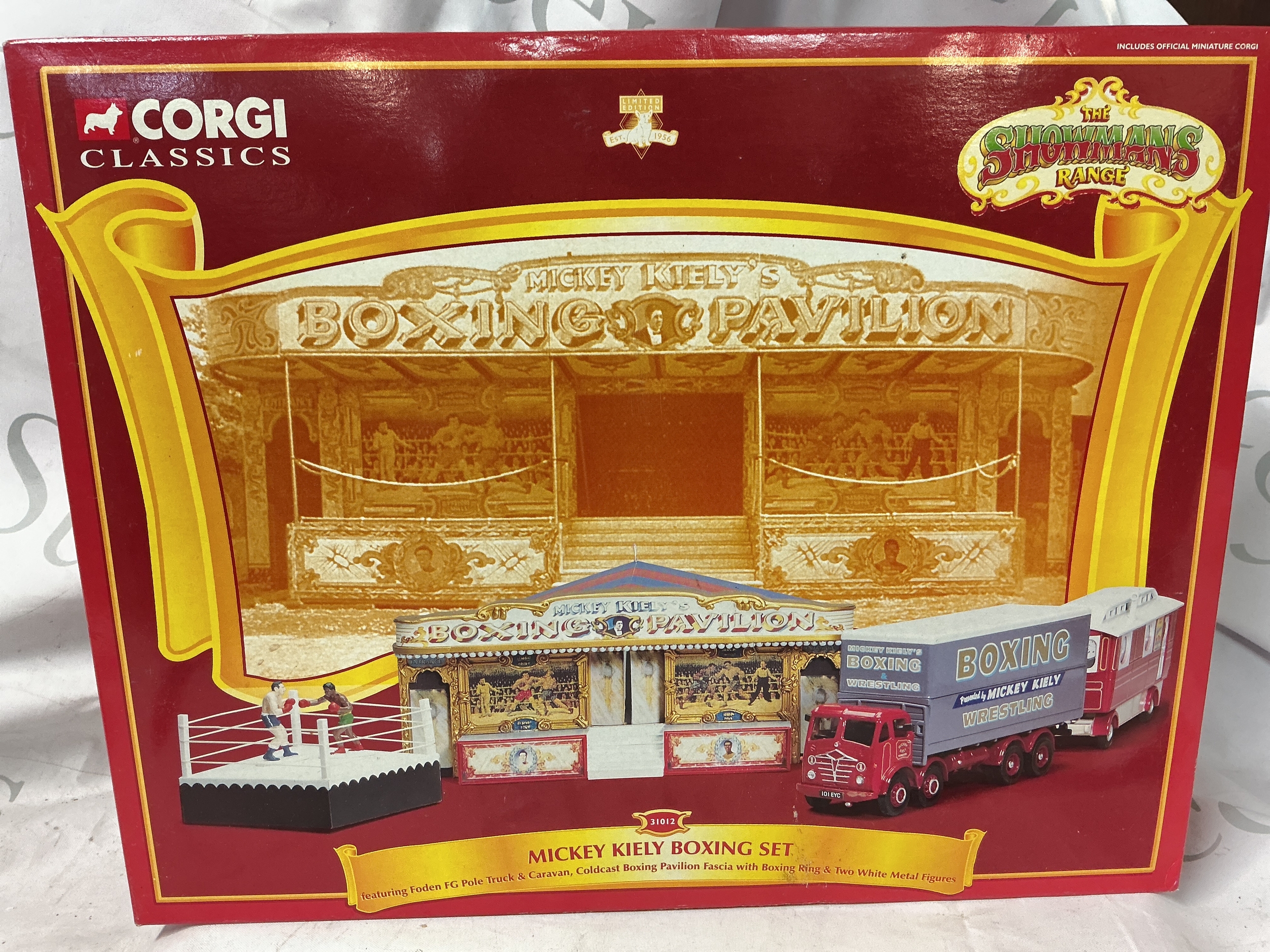 A Boxed Corgi Classics  Mickey Kiely Boxing Set 1/50 Scale #31012. No Reserve.