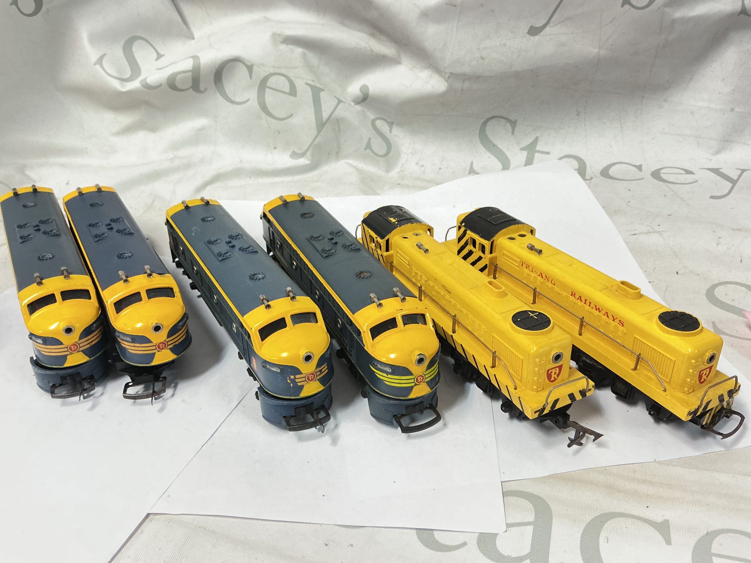 5 Tri-Ang 00 Gauge Locomotives (2 With Dummy's) And A Collection Of Rolling Stock Etc. No Reserve.