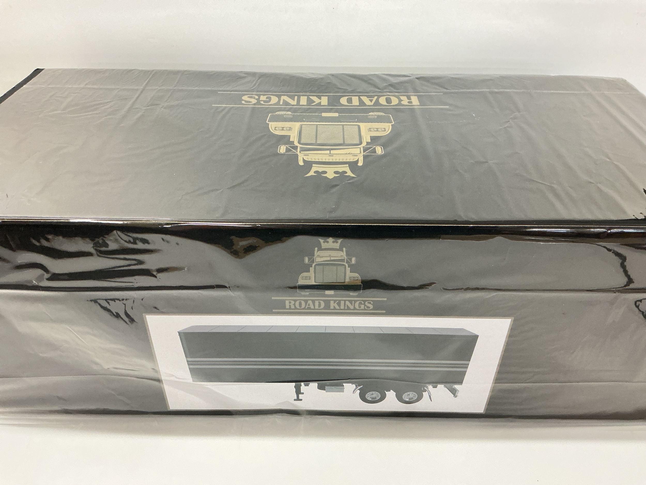 A Boxed Road Kings 1/18 Scale Box Semitrailer. No Reserve.