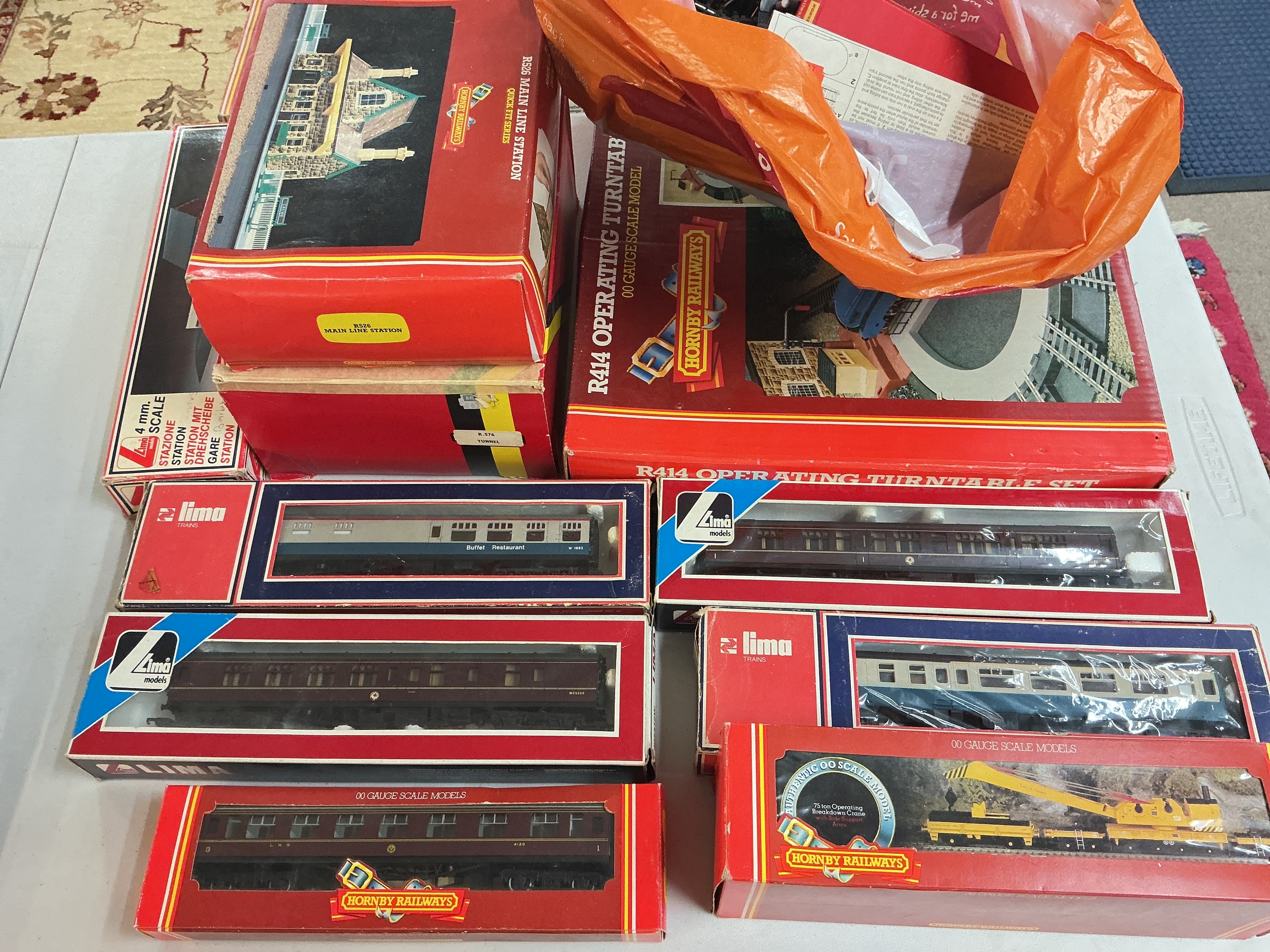 A Collection Of Boxed 00 Gauge Coaches, Buildings, Track Etc. No Reserve.