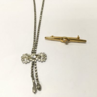 A costume jewellery brooch and necklace NO RESERVE