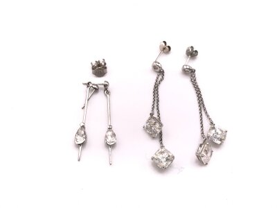 Two pairs of white metal earrings set with CZs
5.15g