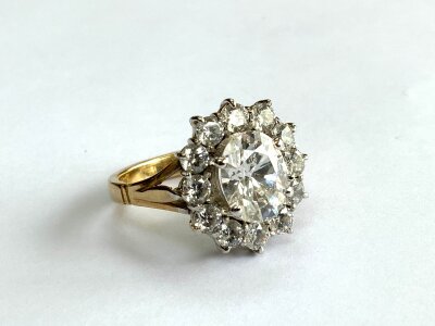 A 9ct gold large CZ cluster ring, 6.7g