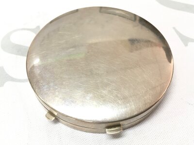 Heavy hallmarked silver compact, 7cm wide. 112g total weight approximately