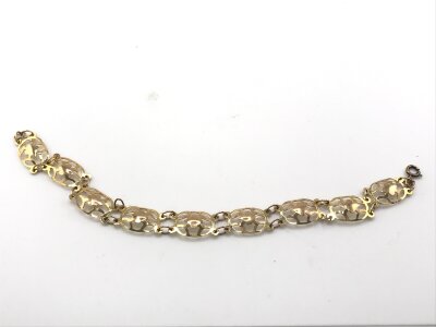 A 9ct gold bracelet.
6g