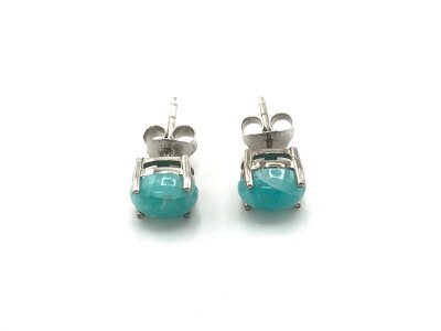 A pair of oval cabochon amazonite studs in silver.