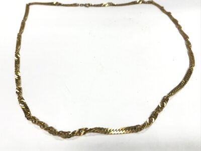 A 9ct gold link chain.
16.94g