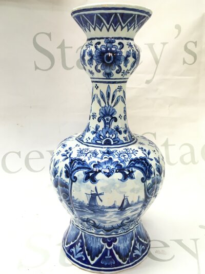 A delft vase, 28 cm tall- NO RESERVE