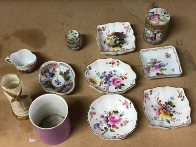 Ceramics including Royal Crown Derby dishes, Foley vase, Royal Worcester, small Chinese famille rose pieces