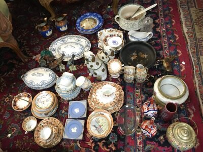 A Collection of ceramics including a pair of Staffordshire dogs , Imari vases, boxed small Wedgwood dishes, part tea sets, bird figures, Japanese dish