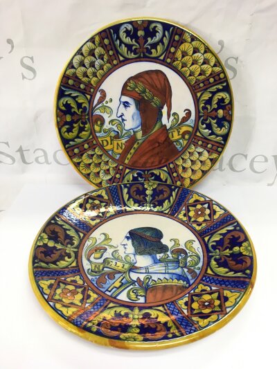 Two Gualdo Tadino majolica plates by G Paffi, approx diameter 32cm.