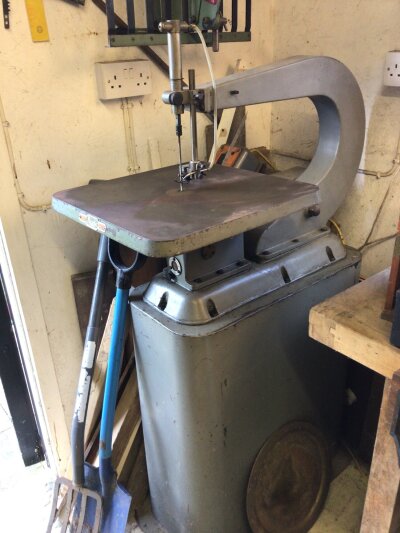 A vintage free standing British made Pacia band saw on a solid metal pillar single phase. 
Buyer to arrange collection from CM12 0RB. Viewing by appointment only. No Reasonable offer refused.