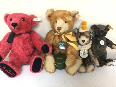 A collection of four Steiff Bears Steiff club bear 1993 a Harrods Steiff bear 1920 Classic retrospective and a pink Galeries bear no boxes (4’