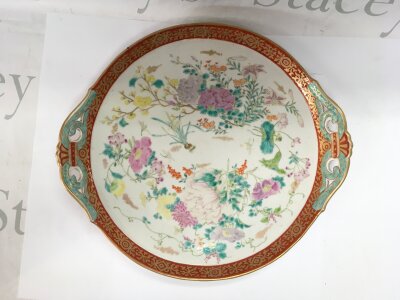 A Japanese Kutani tray, approx diameter 39cm.