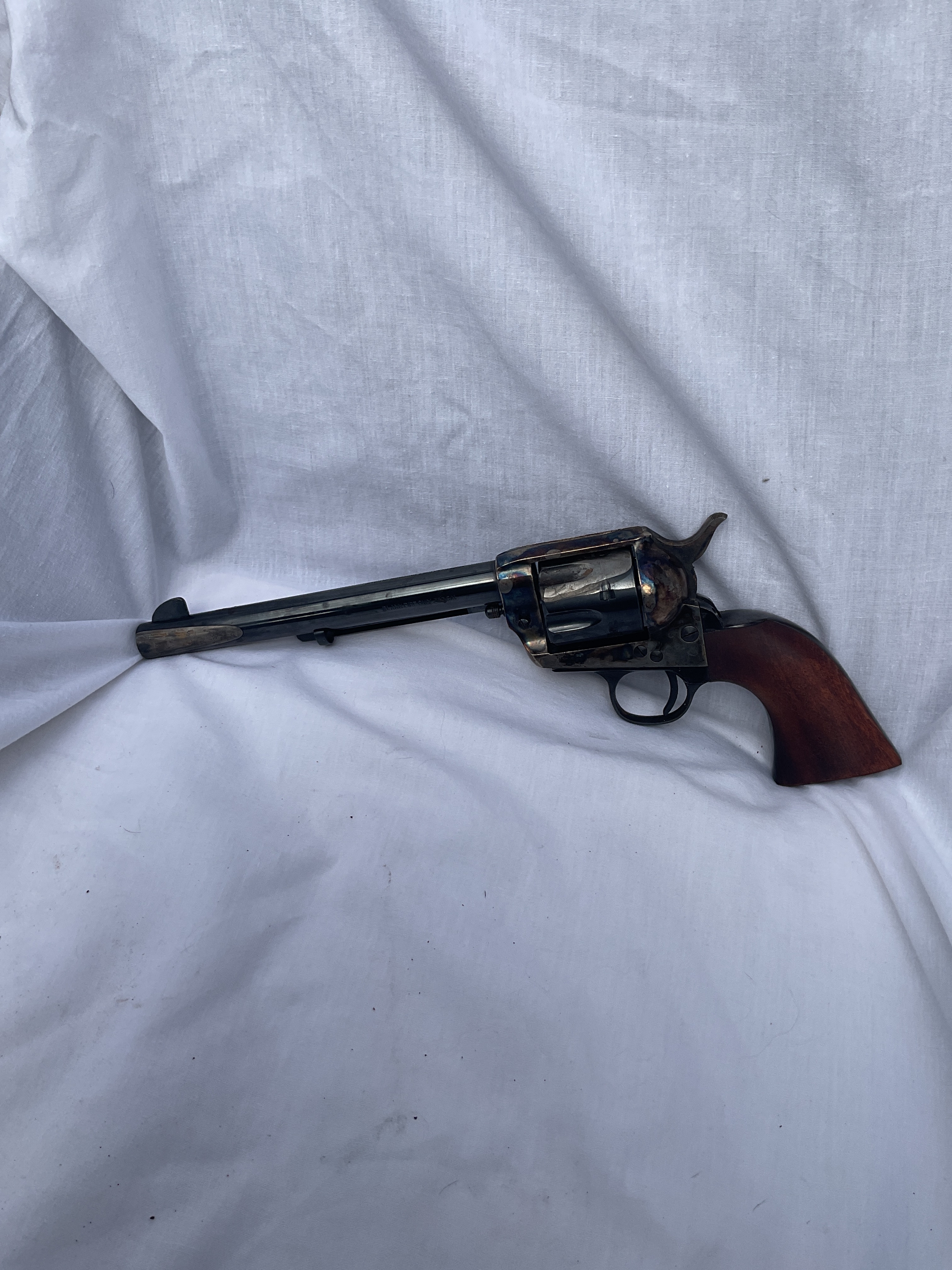 Pietta replica 45 army colt.