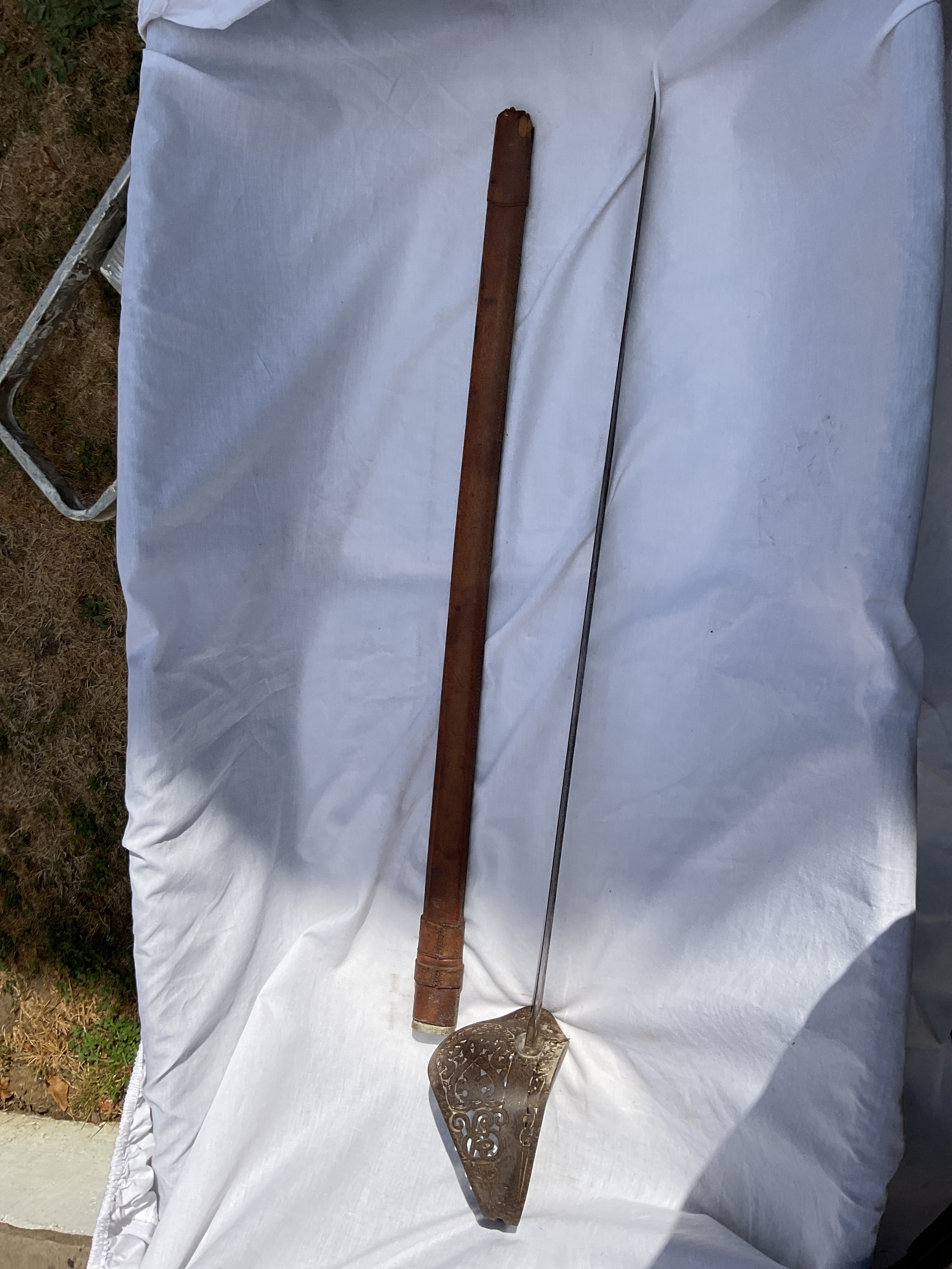 WWI GVR Officers sword and sheath 