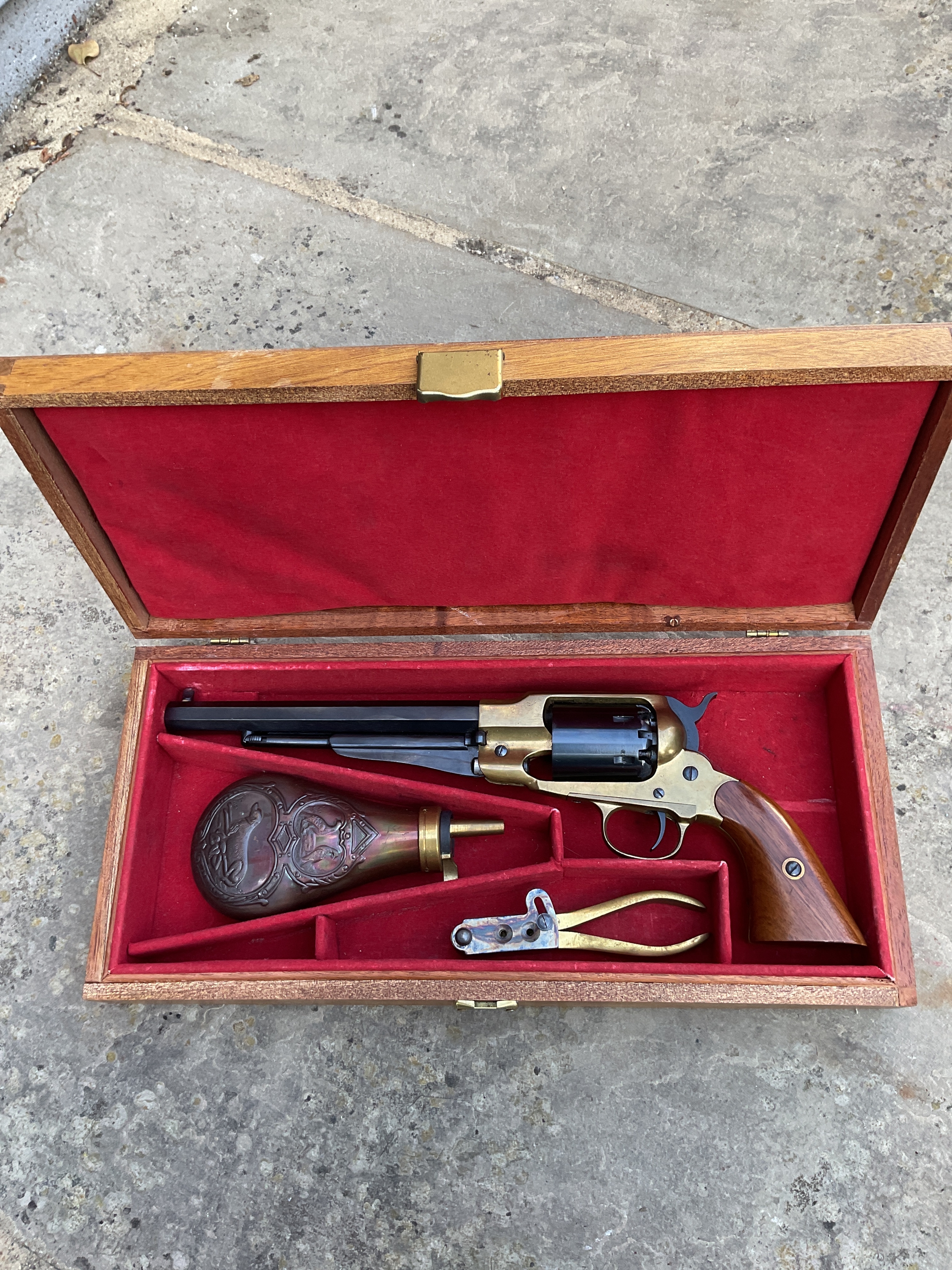 Boxed Remington replica and mould and powder flask