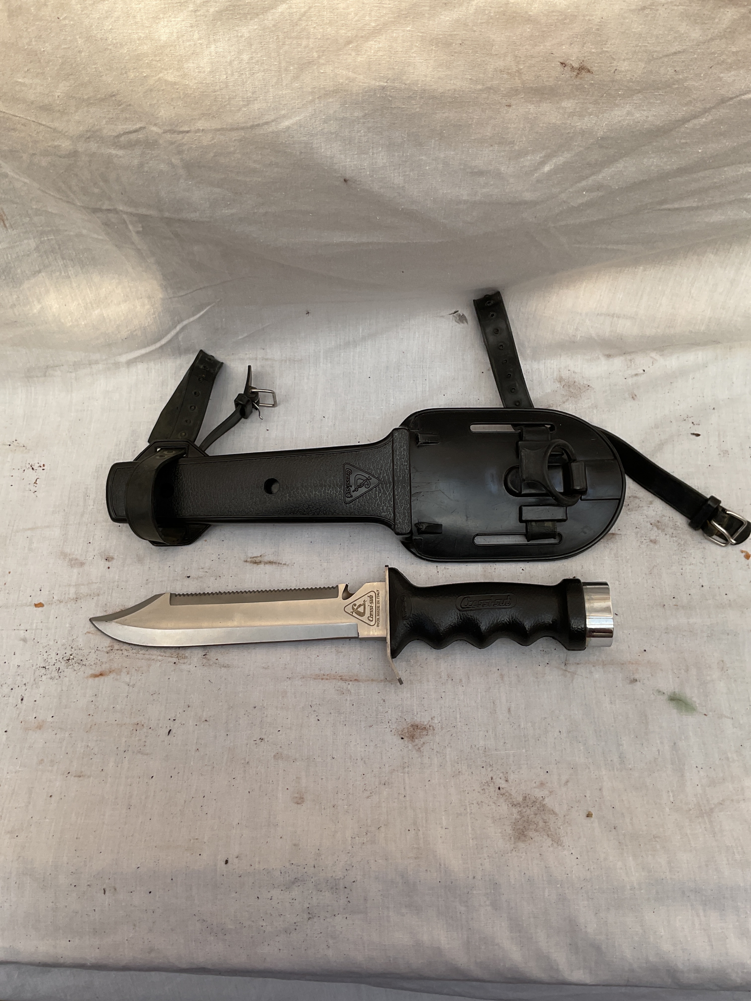 Cressi-Sub divers knife.